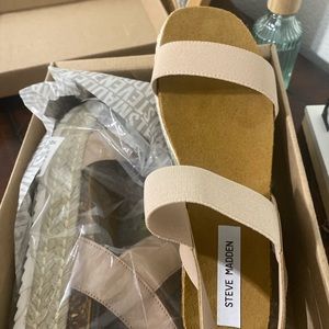Steve Madden espadrilles
